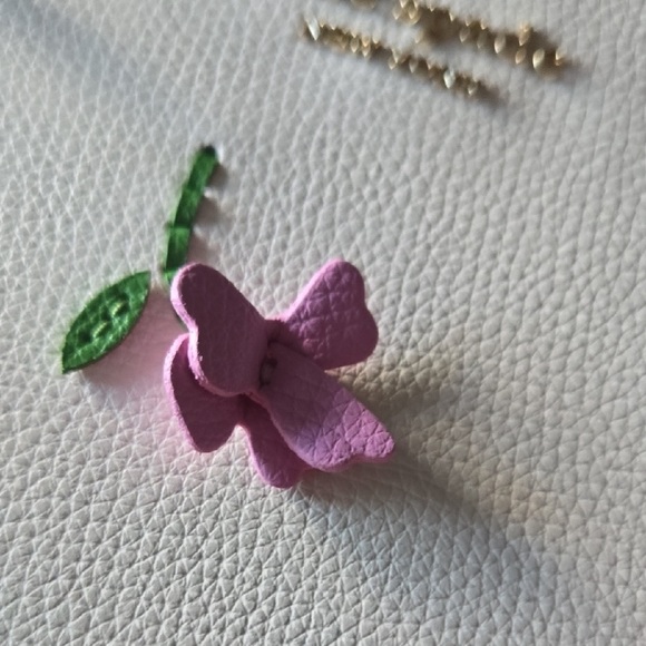 Kate Spade Cream Lucy Wristlet with Pink Floral 3D Accents - Picture 5 of 8